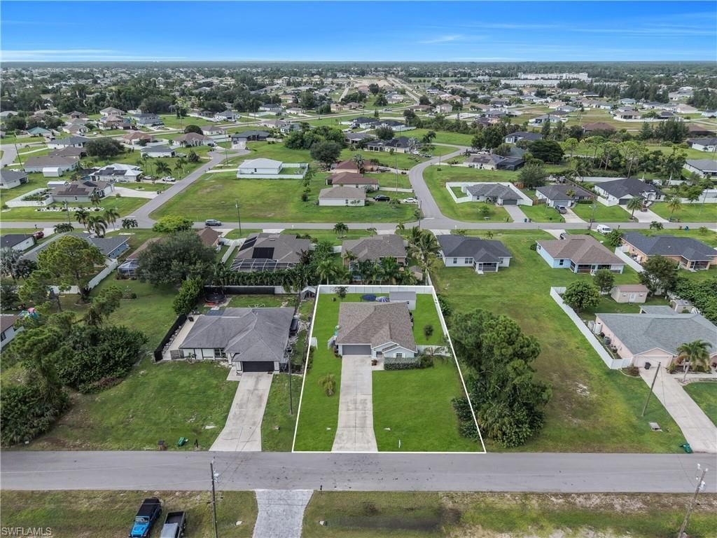 1925 NE 33rd Ln, Cape Coral, FL 33909 Photo