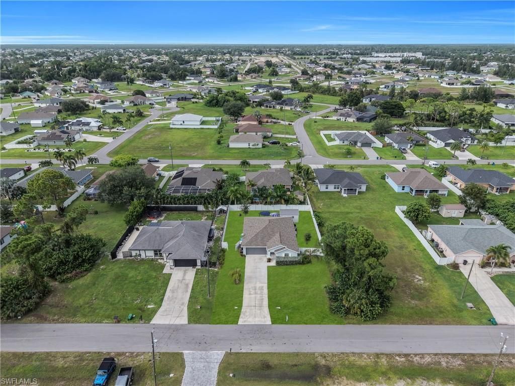 1925 NE 33rd Ln, Cape Coral, FL 33909 Photo