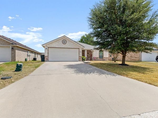 2115 Carriage House Drive, Temple, TX 76502