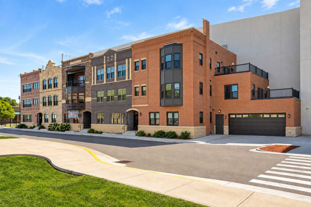 412 5th Street N primary photo