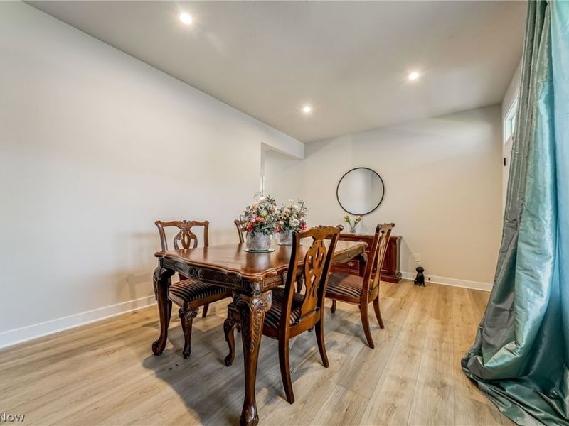 2202 N Park Road, Twinsburg, OH 44087 Photo 6