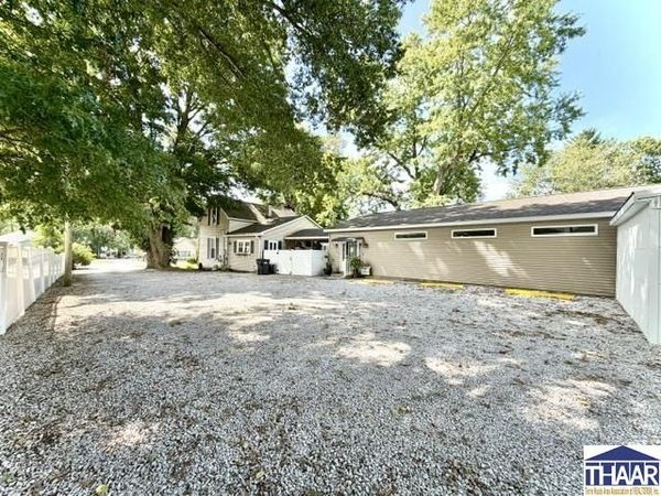 7594 Wabash Avenue, Terre Haute, IN 47803