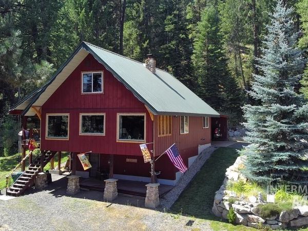 9775 Hwy 55, Cascade, ID 83611