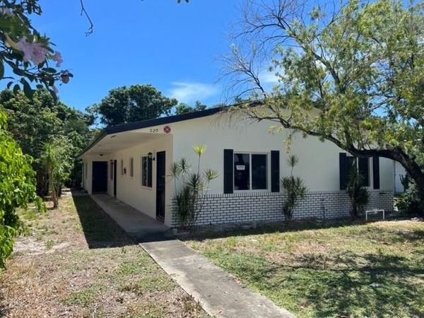 220 SE 22nd Avenue, Unit 2, Pompano Beach, FL 33062