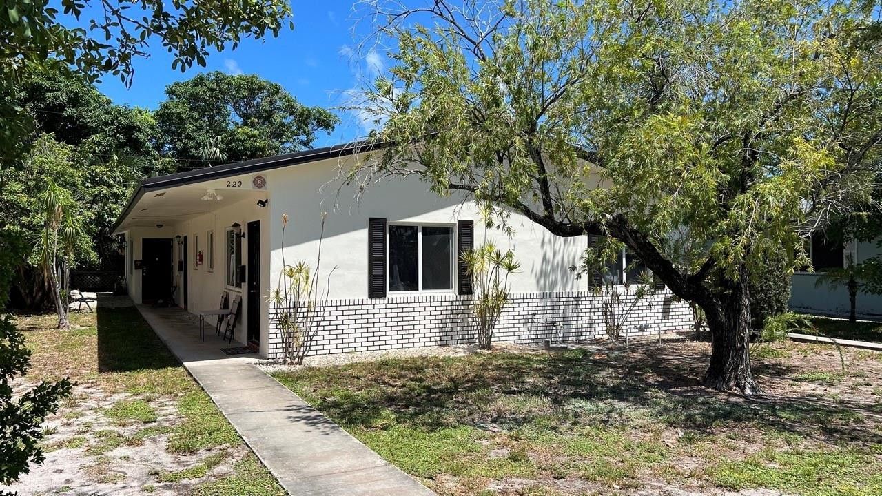 220 SE 22nd Avenue, Unit 2, Pompano Beach, FL 33062 Photo