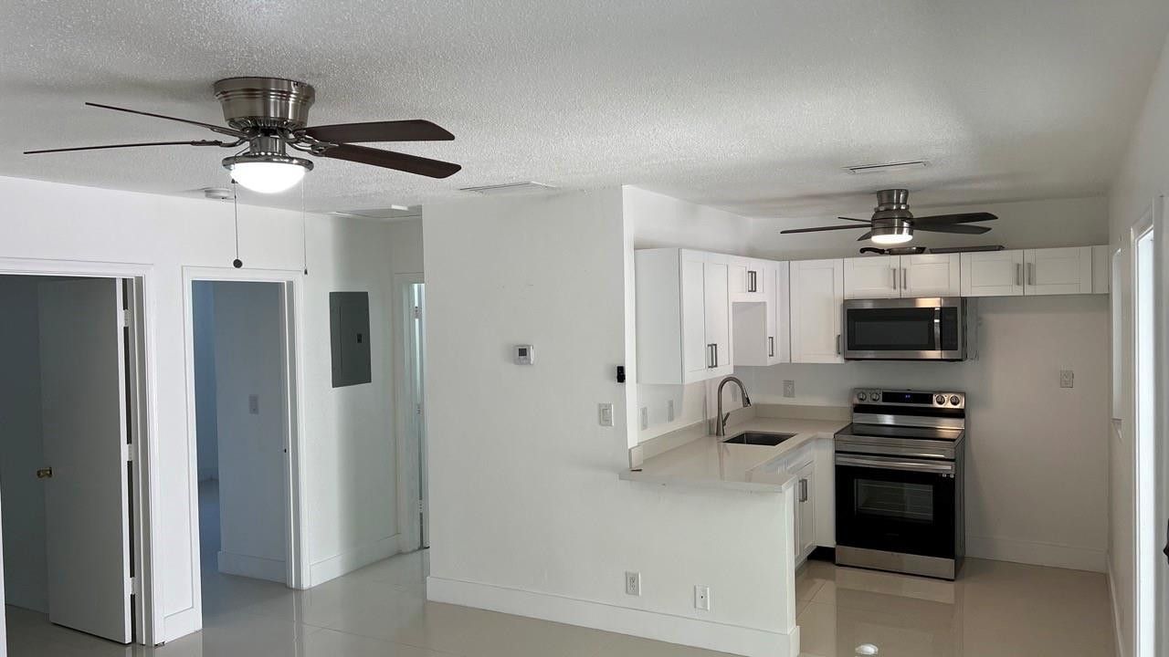 220 SE 22nd Avenue, Unit 2, Pompano Beach, FL 33062 Photo