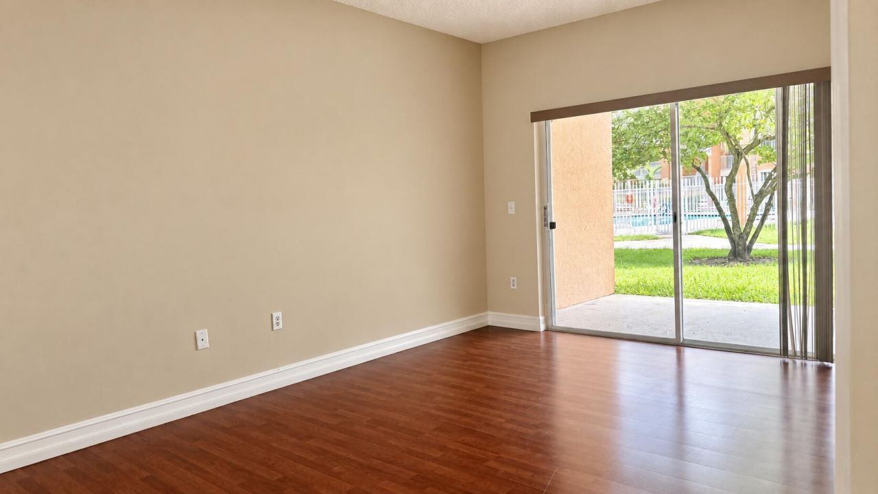6952 SW 39th Street, Unit C106, Davie, FL 33314 Photo