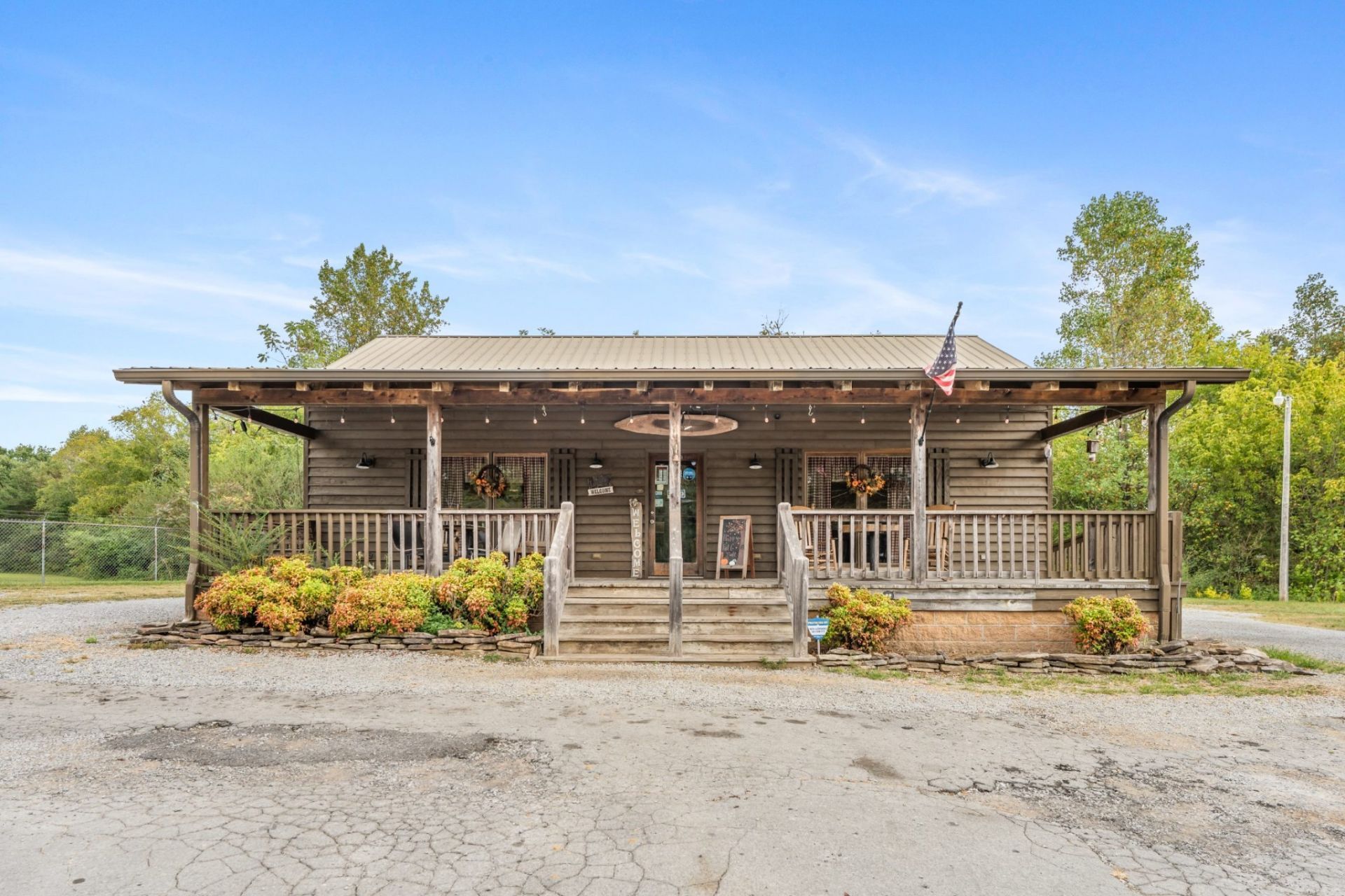 139 Sr 399, Palmer, TN 37365 Main Photo
