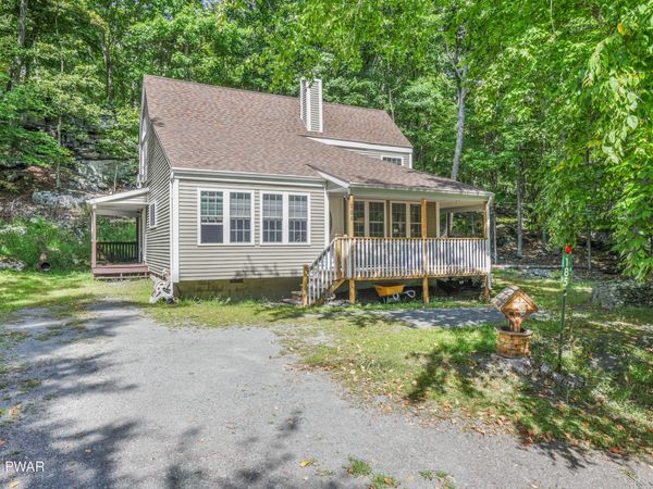 185 Falling Waters Boulevard , Lackawaxen, PA 18435
