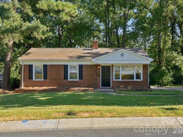 4400 Welling Avenue, Charlotte, NC 28208