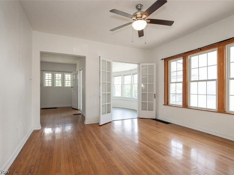 15009 Miles Avenue, Cleveland, OH 44128 Photo 9