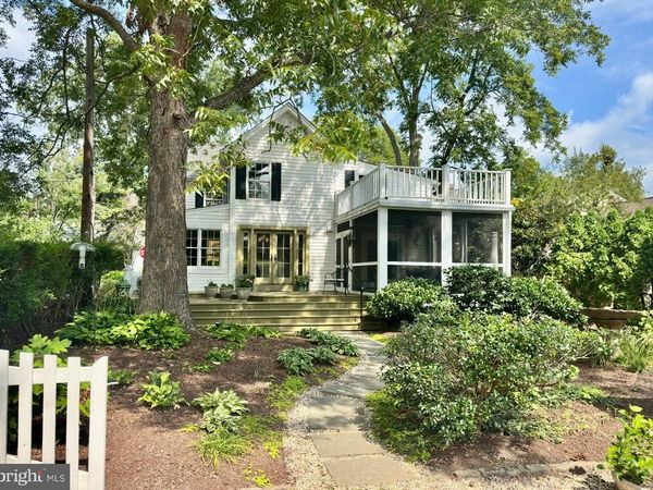100 TILGHMAN STREET, OXFORD, MD 21654