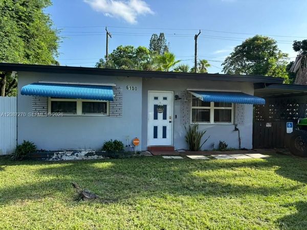 6100 Monroe St, Hollywood, FL 33023