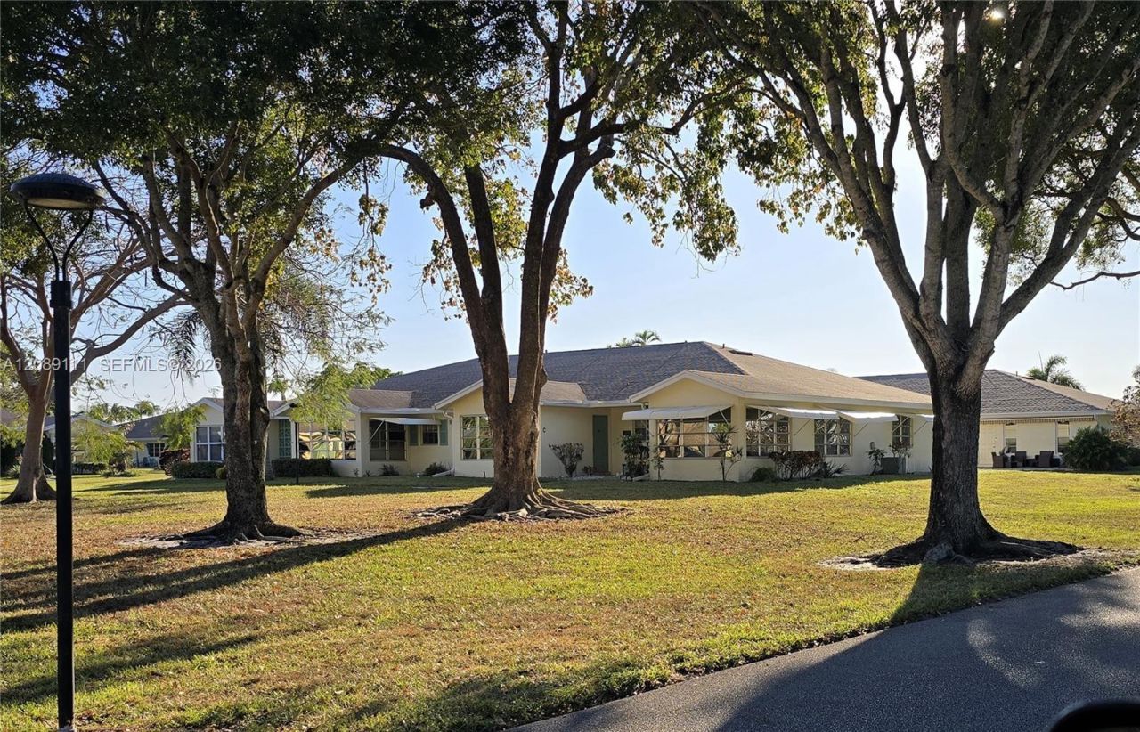 5162 Lakefront Blvd, Unit D, Delray Beach, FL 33484 Photo