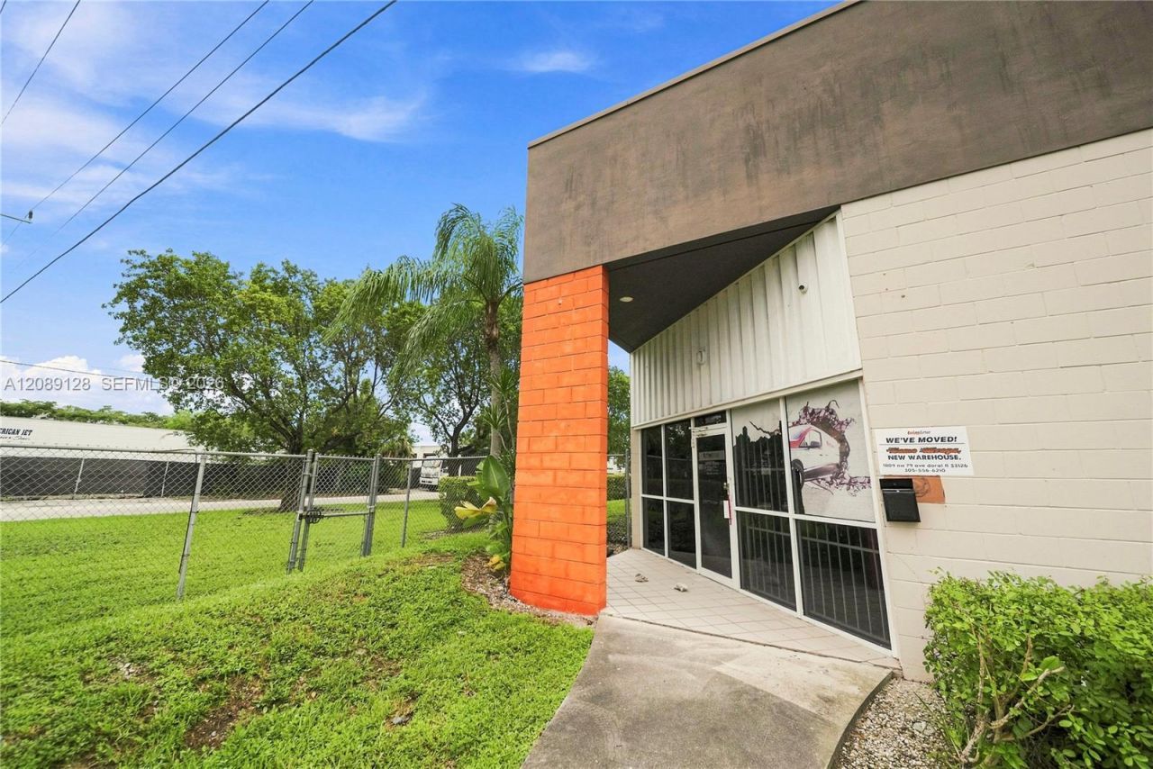3016 NW 79th Ave, Unit 3016, Doral, FL 33122 Photo