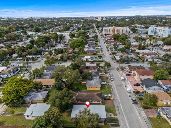 1460 NW 52nd St, Unit 2, Miami, FL 33142
