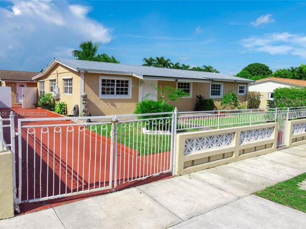 11601 SW 183rd St, Miami, FL 33157