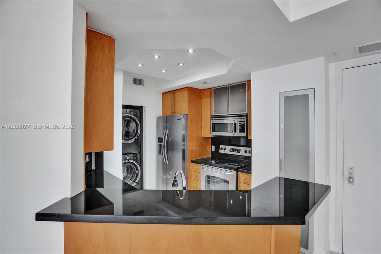 888 Brickell Key Dr, Unit 1901, Miami, FL 33131 Photo