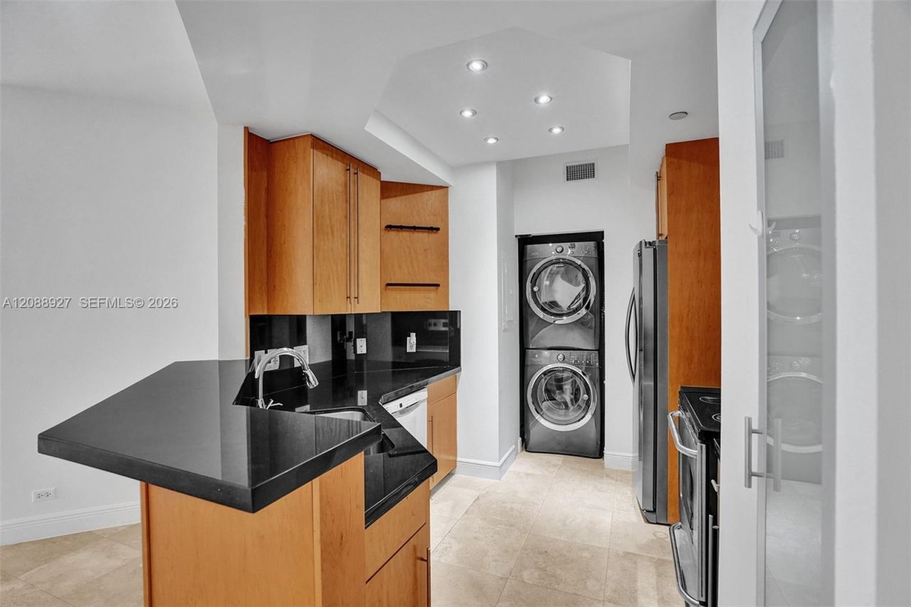 888 Brickell Key Dr, Unit 1901, Miami, FL 33131 Photo