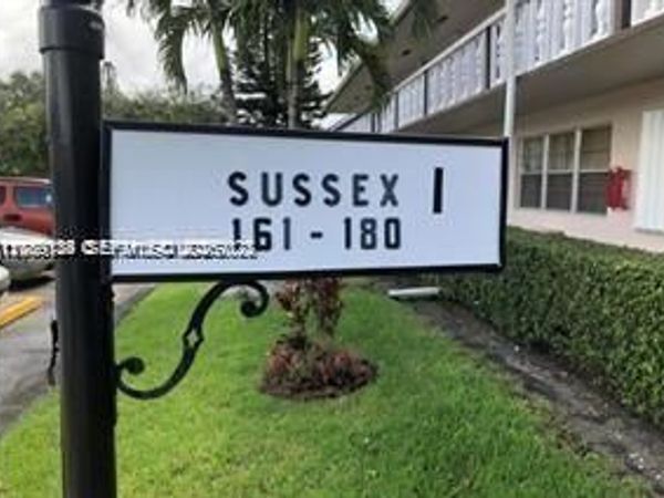 175 Sussex I, Unit 175, West Palm Beach, FL 33417