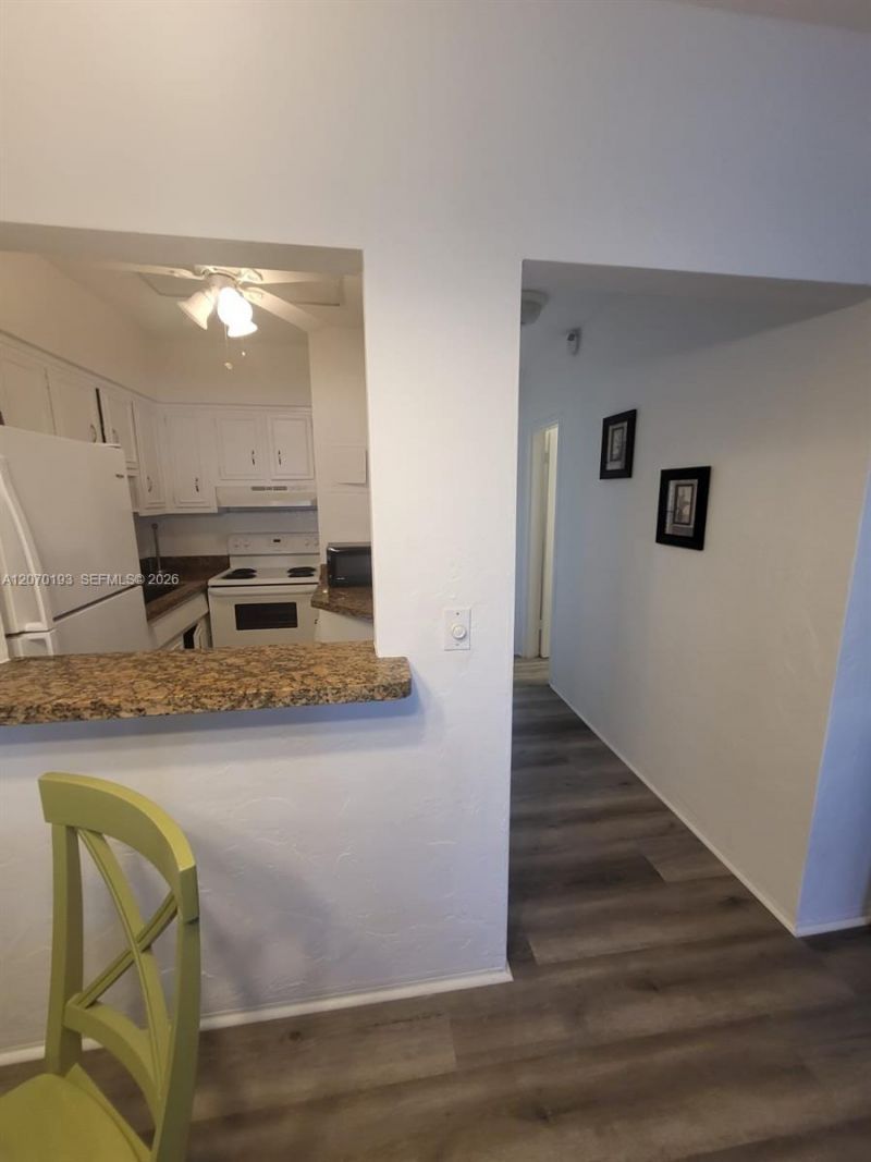 600 Layne Blvd, Unit 118, Hallandale Beach, FL 33009 Photo