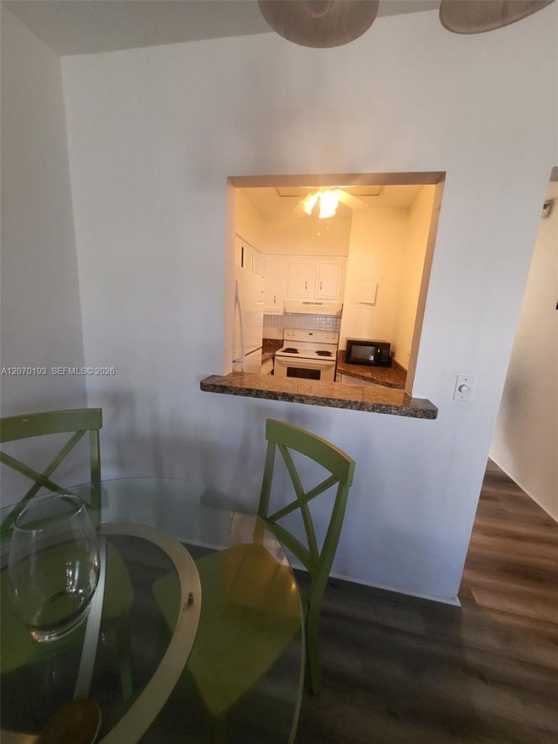 600 Layne Blvd, Unit 118, Hallandale Beach, FL 33009 Photo