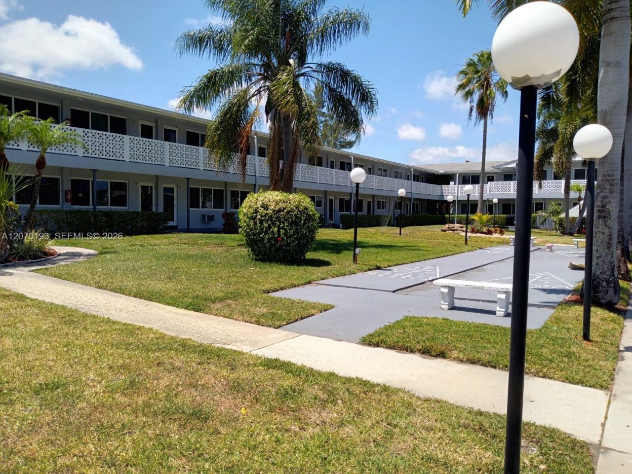 600 Layne Blvd, Unit 118, Hallandale Beach, FL 33009 Photo