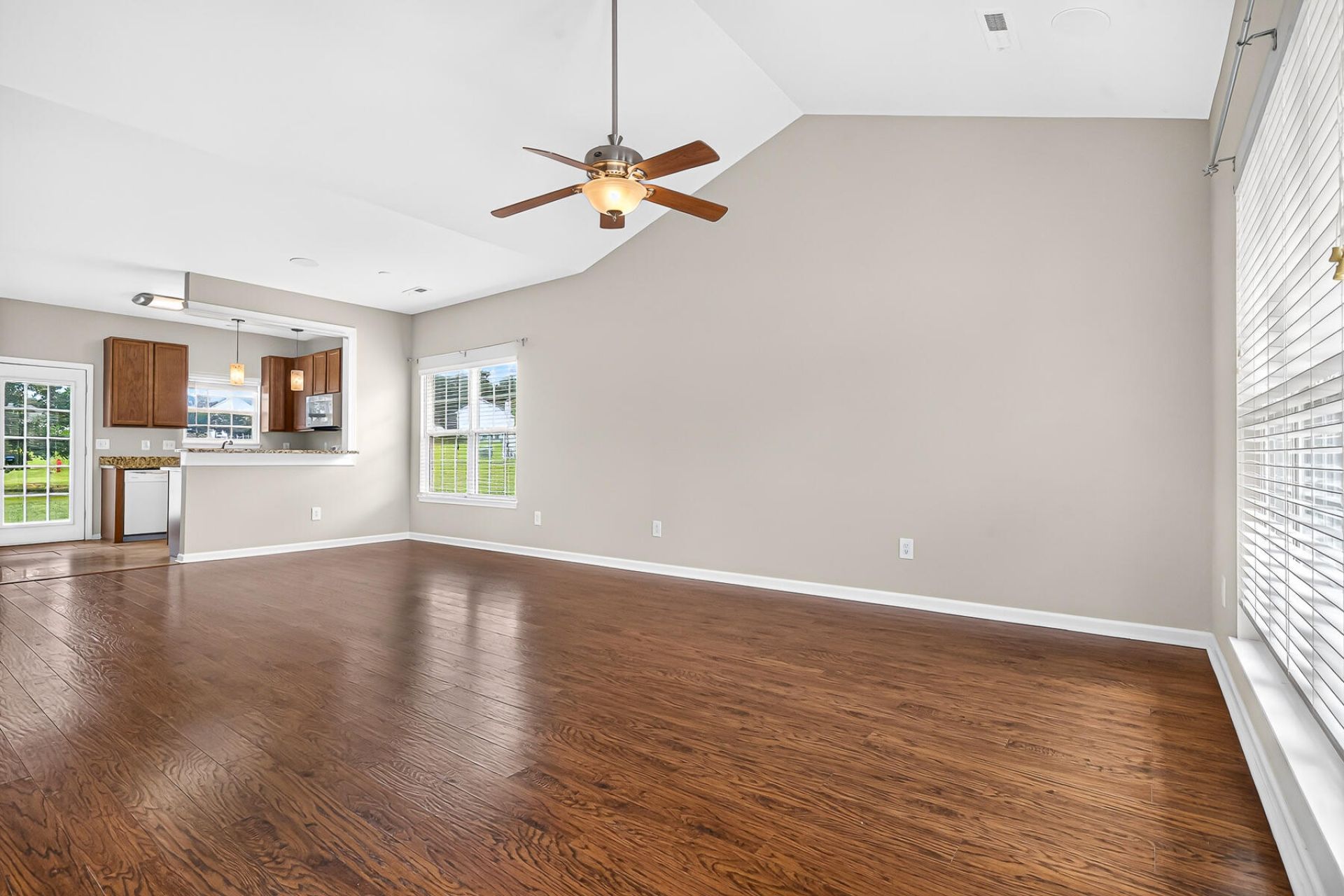 118 Lake Jogassee Drive Photo 8