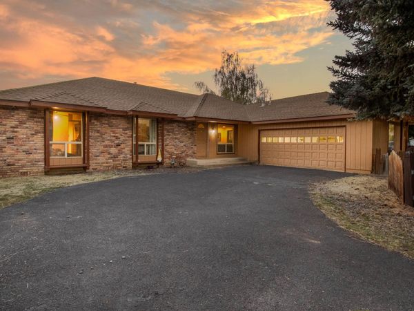 3904 Redondo Way, Klamath Falls, OR 97603