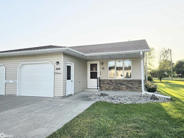 560 Golls Drive, Garner, IA 50438