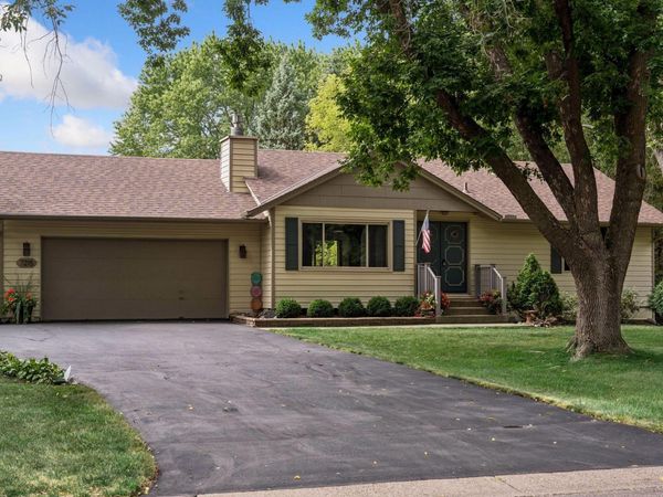 7215 Polaris Lane N, Maple Grove, MN 55311