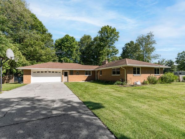 5185 S 11th Street S, Kalamazoo, MI 49009