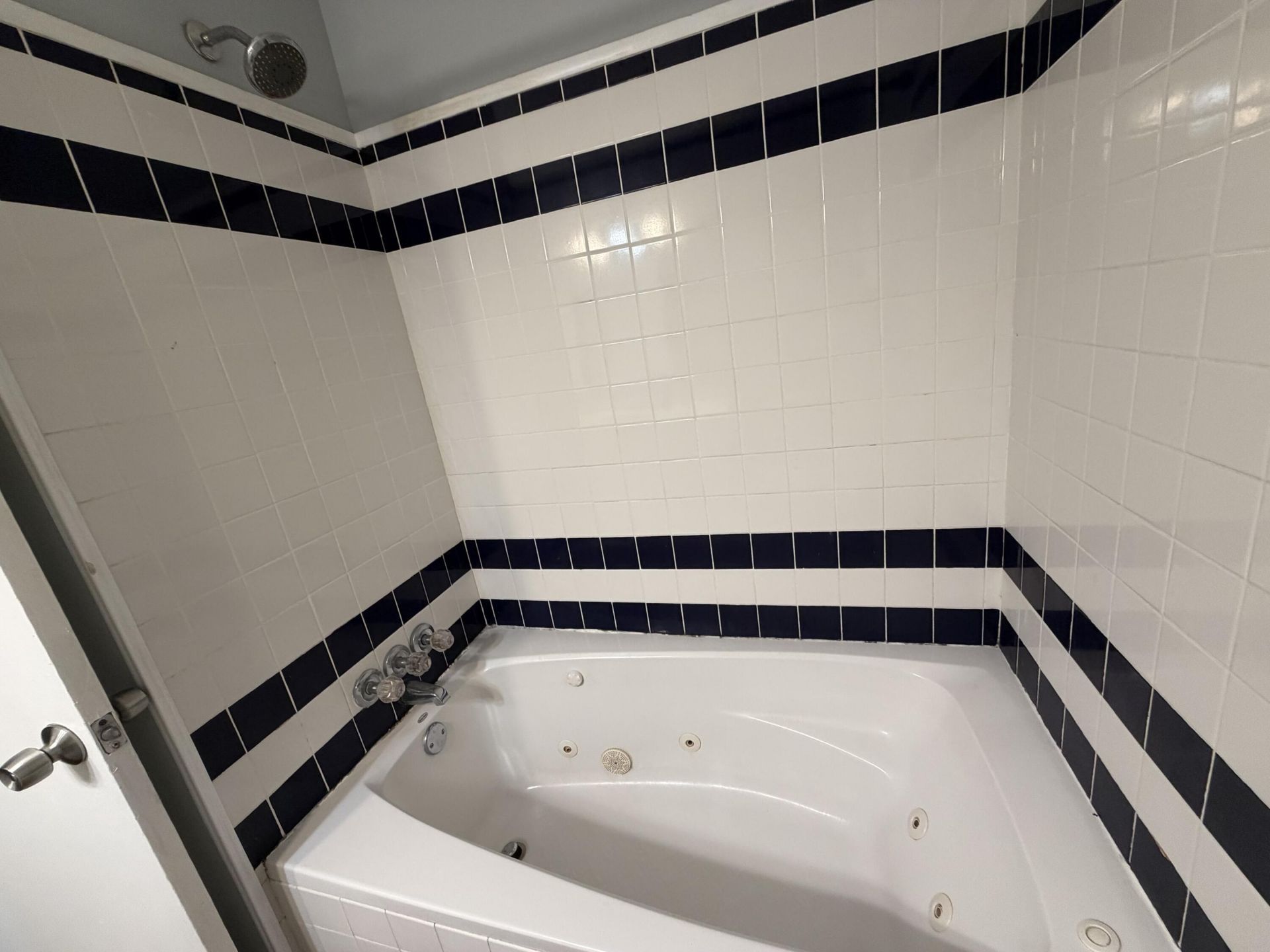 112 Tall Pines Road Photo 11