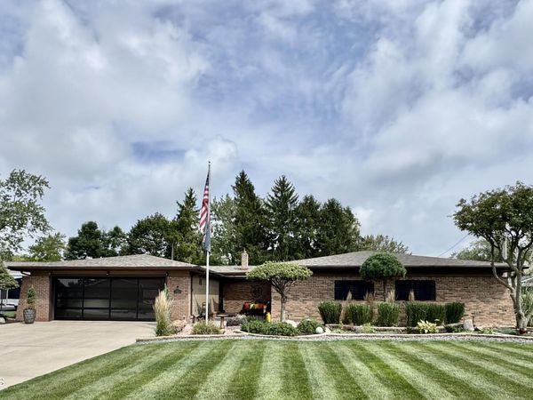 611 Oxford Drive, Bryan, OH 43506