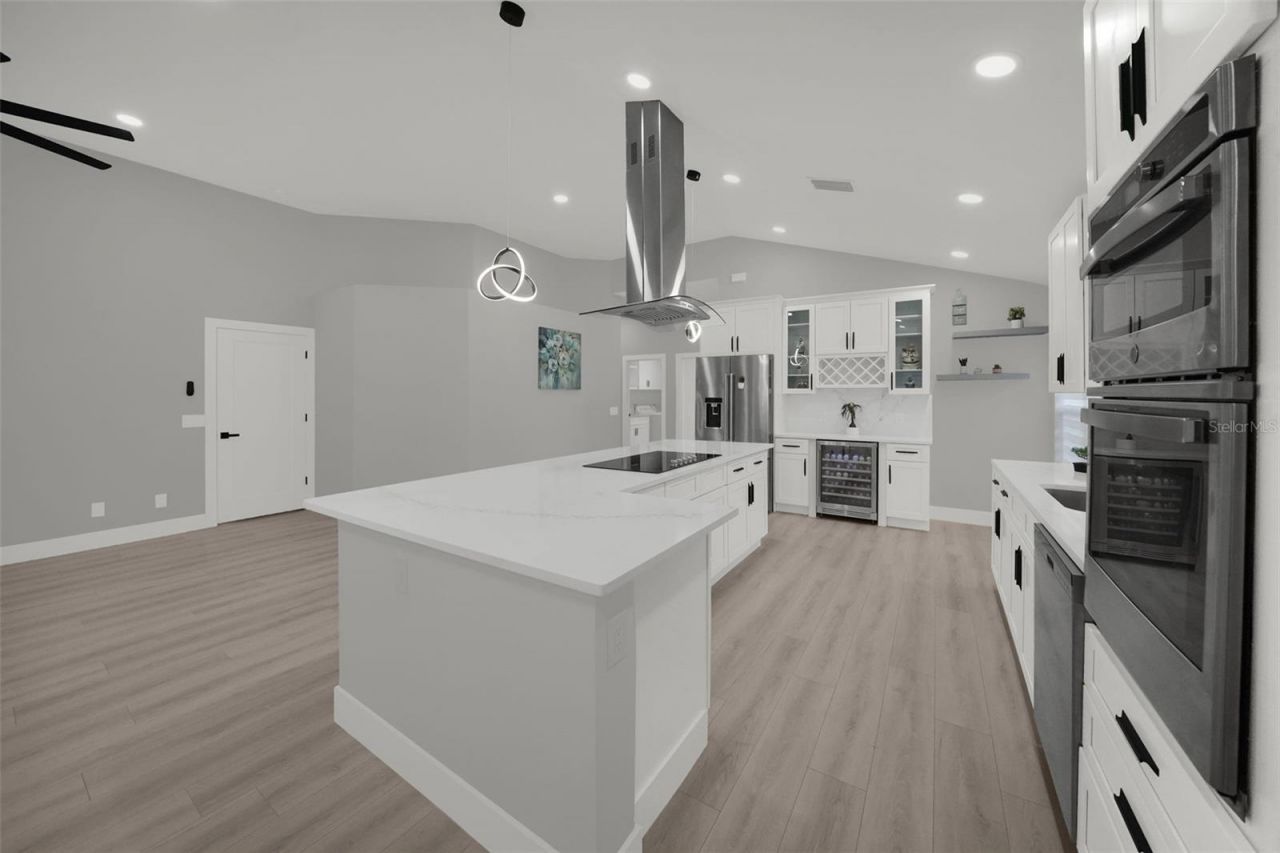 4432 Deer Trail Boulevard, Sarasota, FL 34238 Photo
