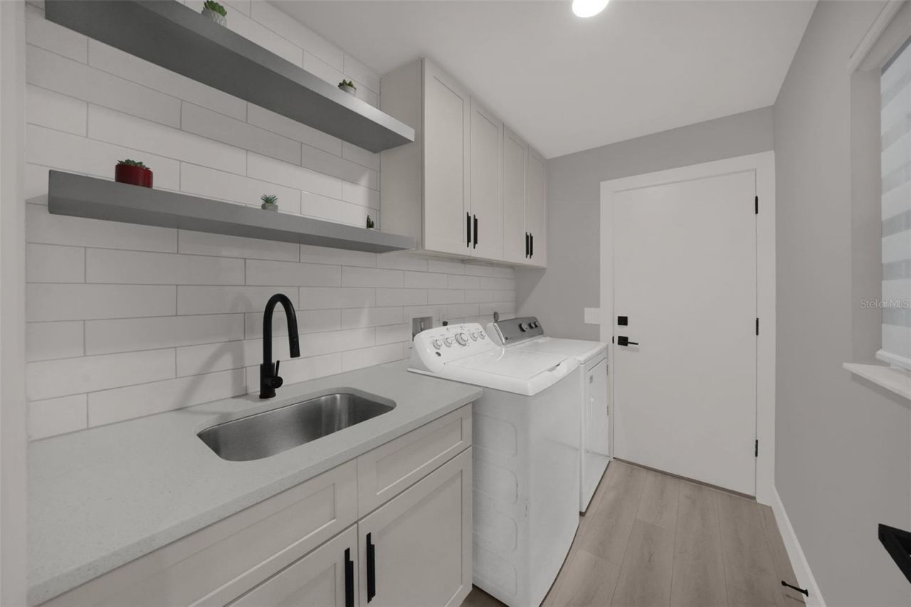4432 Deer Trail Boulevard, Sarasota, FL 34238 Photo