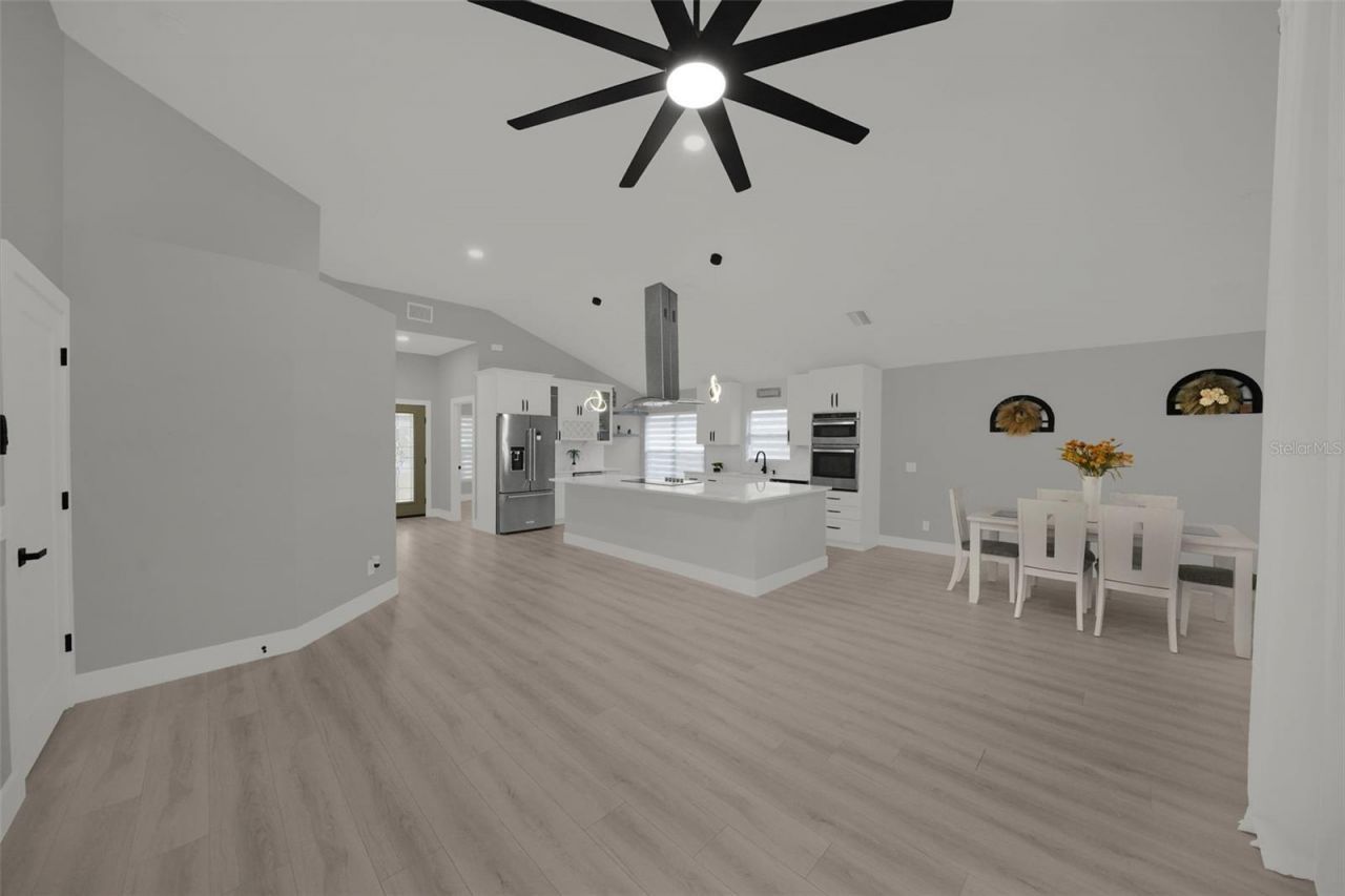 4432 Deer Trail Boulevard, Sarasota, FL 34238 Photo