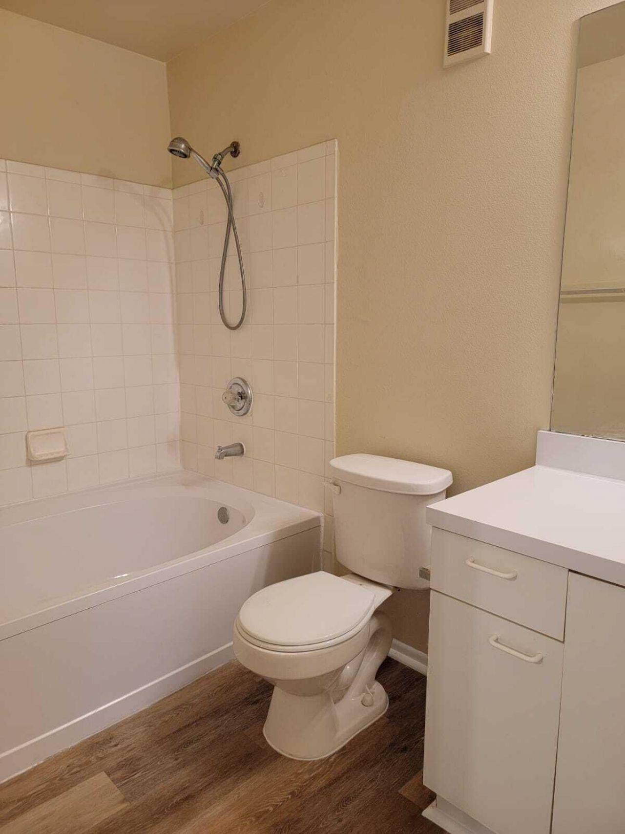 4799 Via Palm Lakes, Unit 1613, West Palm Beach, FL 33417 Photo