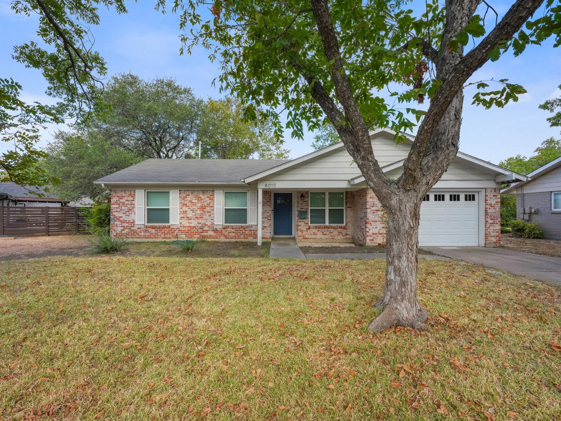 8010 Camden Dr, Austin, TX 78757 Main Photo