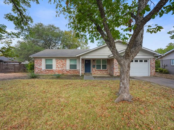 8010 Camden DR, Austin, TX 78757