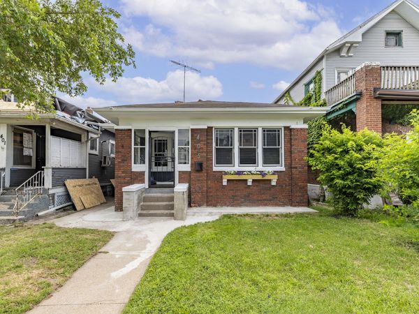 405 Marshall Street , Gary, IN 46404