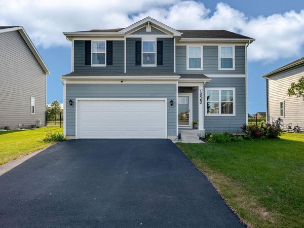 10560 Azalea Drive, Crown Point, IN 46307