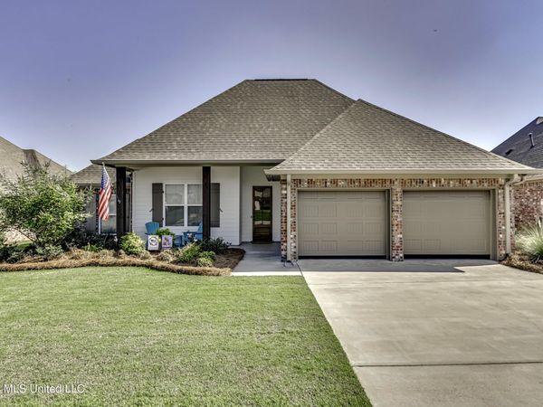106 Saint Martin Street, Madison, MS 39110