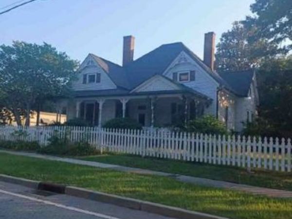 1017 Green Street SE, Conyers, GA 30012