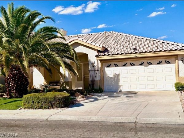 9040 Dove River Road , Las Vegas, NV 89134