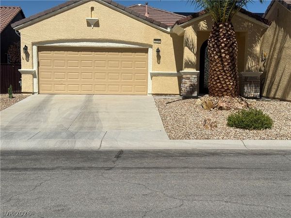 2550 Portsmouth Creek Avenue, Henderson, NV 89052