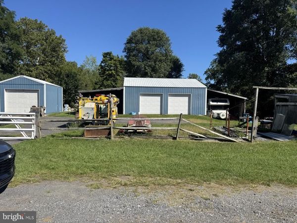 419 MOSS ALLEY , HAMBURG, PA 19526