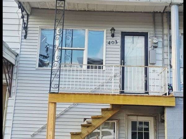 403 W Cherry Street, Shenandoah, PA 17976