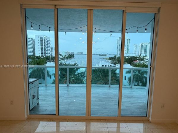 7900 Harbor Island Dr, Unit 601, North Bay Village, FL 33141
