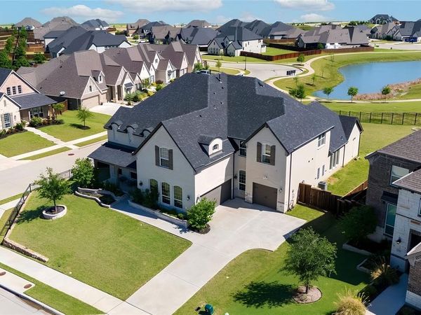 2037 Waterleaf Road , Haslet, TX 76052